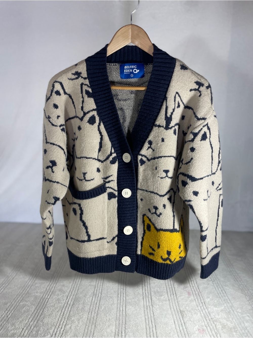 Aelfric Eden Cat Print Knit Cardigan Sweater Size Small